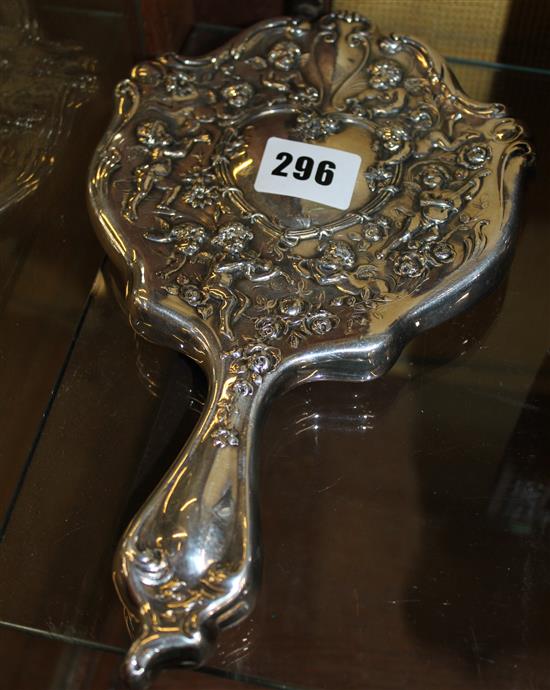 Hand mirror